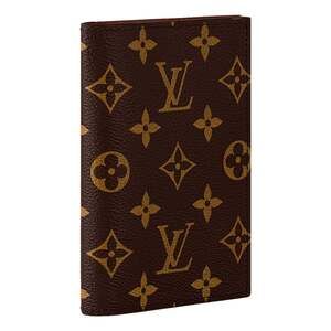 Louis Vuitton Monogram Canvas Cowhide Leather Passport Cover in Classic